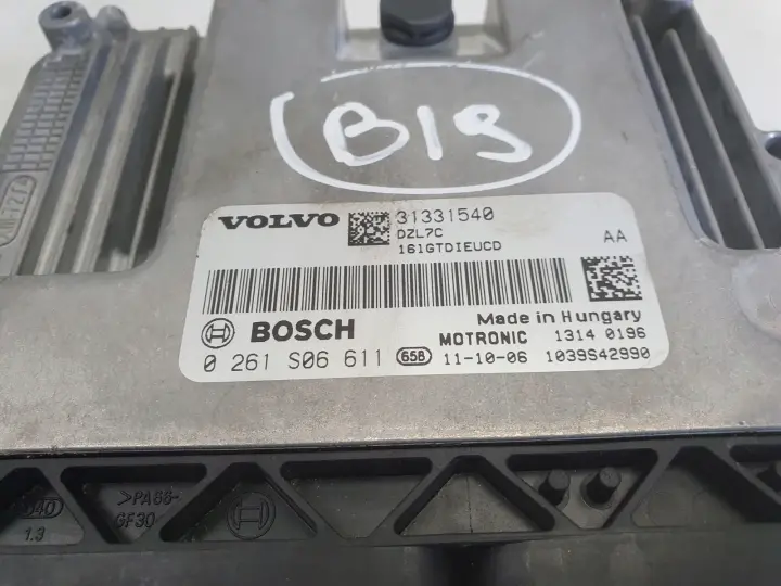 Volvo S60 II V60 1.6 T3 STEROWNIK SILNIKA komputer 0261S06611