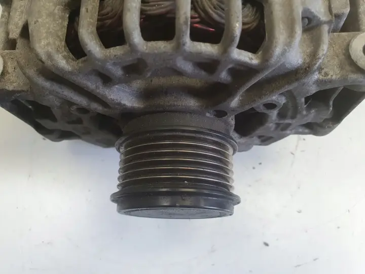 Audi A4 B8 1.8 TFSI ALTERNATOR bosch 06H903017J 150A