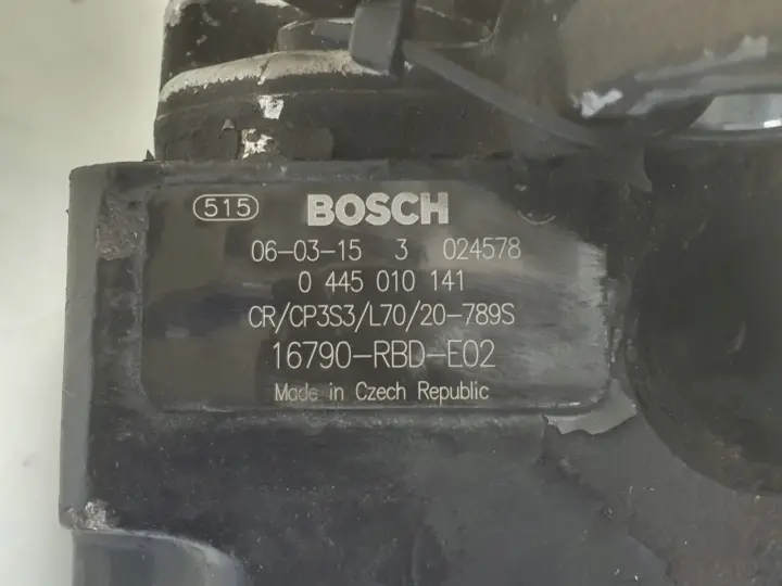 Honda Civic VIII 2.2 iCTDI POMPA WTRYSKOWA paliwa 0445010141