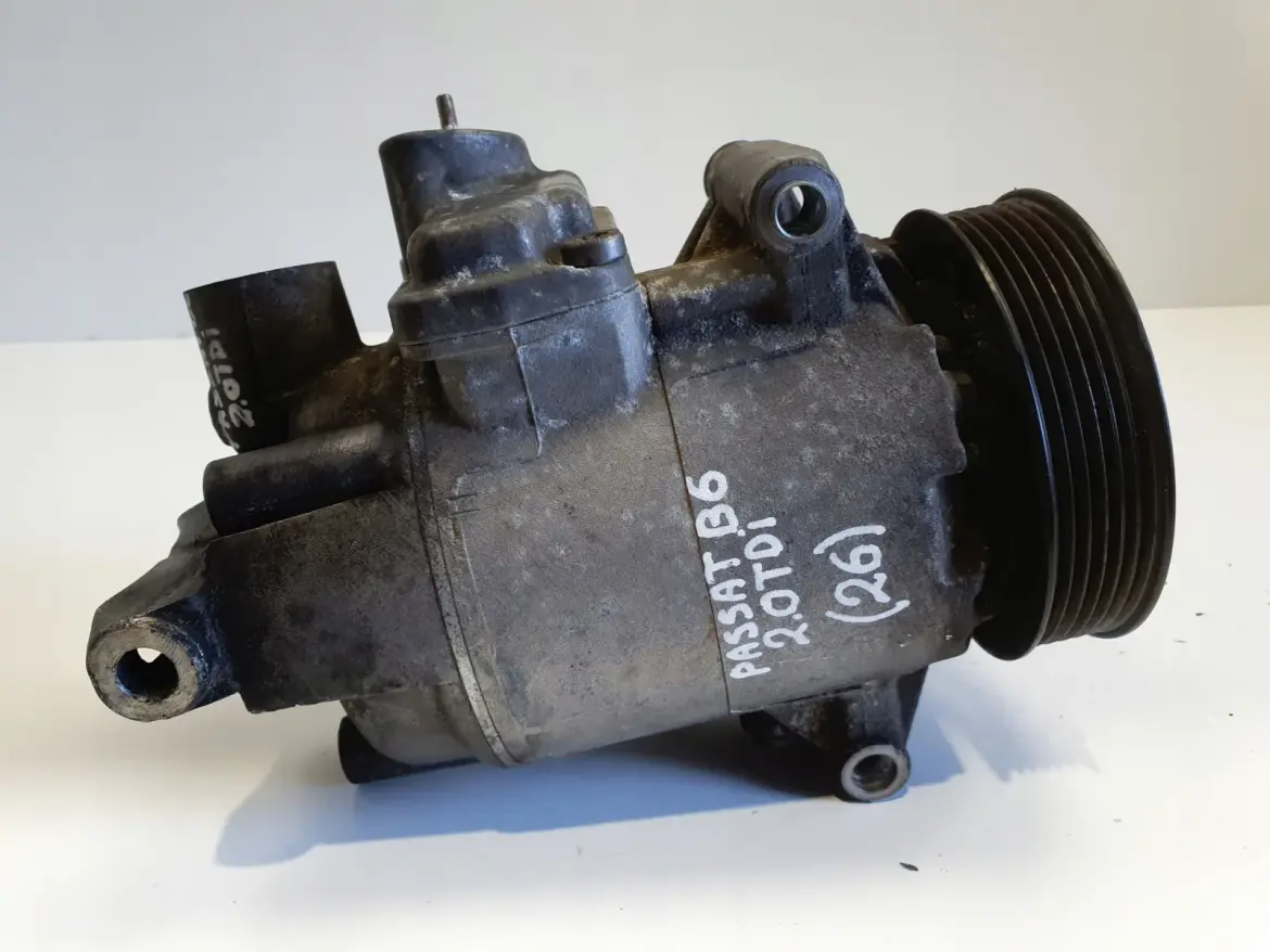 VW Passat B6 2.0 TDI SPRĘŻARKA KLIMATYZACJI 5N0820803A
