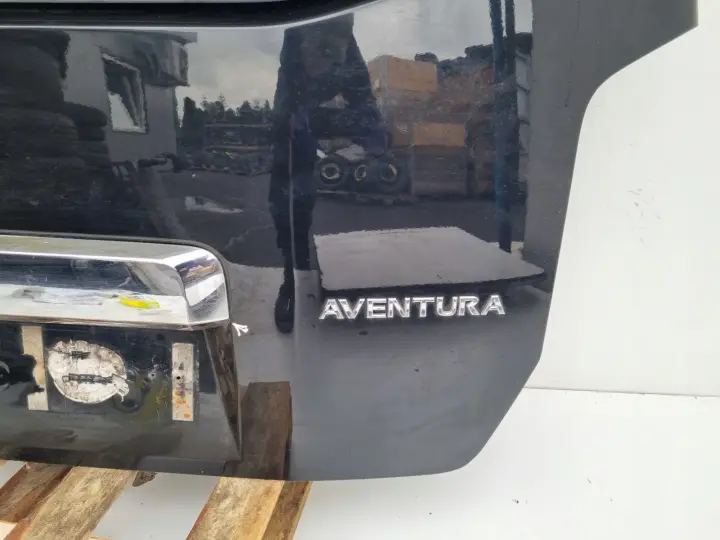 Nissan Pathfinder III R51 TYLNA TYLNIA KLAPA BAGAŻNIKA TYŁ czarna czarny