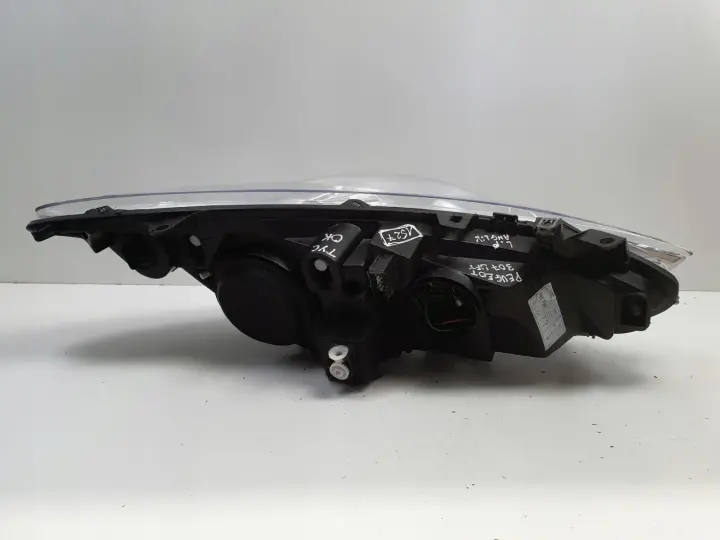 Peugeot 307 05-08r LIFT PRZEDNIA LAMPA LEWA lewy przód