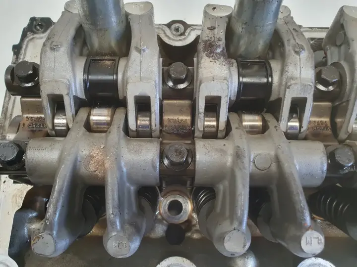 Mini Cooper R50 R53 1.6 16V GŁOWICA CYLINDRÓW 04777751AB