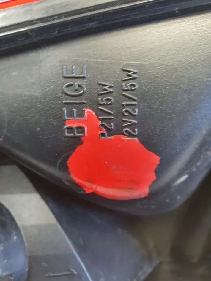 Nissan Note I 06-12r TYLNA LAMPA LEWA lewy tył tylnia