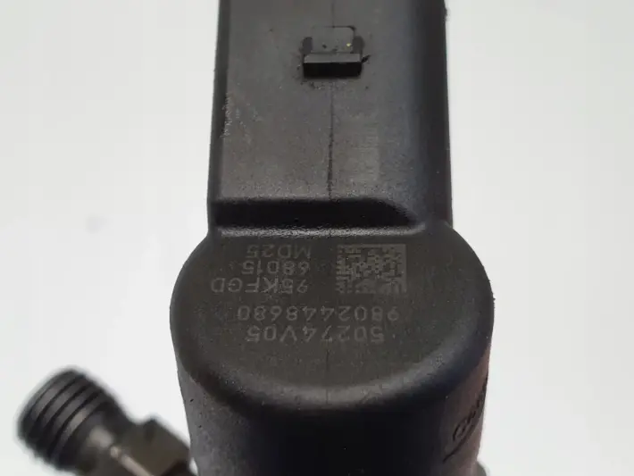 Volvo Peugeot Citroen Mazda 1.6 HDI D WTRYSKIWACZ wtrysk 9802448680