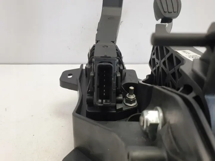 Opel Corsa F POTENCJOMETR GAZU Pedały pedał