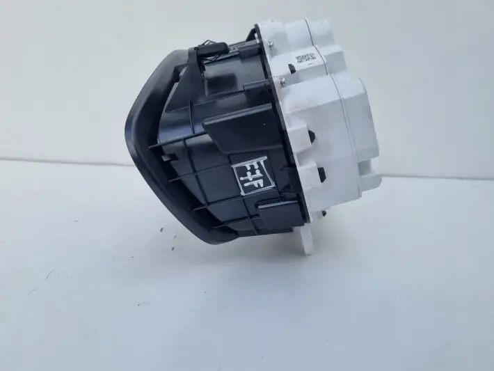 Volvo V40 II Diesel LICZNIK ZEGARY TFT Europa 31412271 36011271