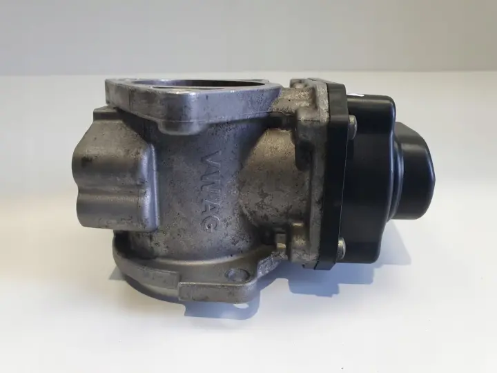 VW Passat B6 2.0 TDI ZAWÓR EGR 03L131501K