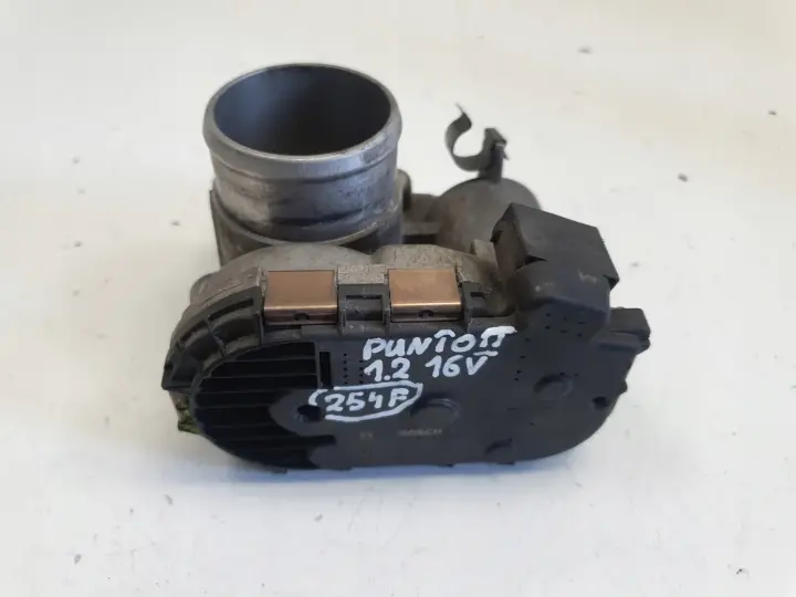 Fiat Punto II 1.2 16V PRZEPUSTNICA 0280750042