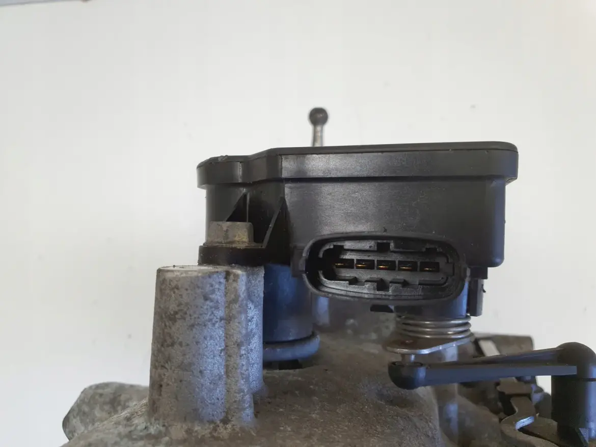 SsangYong Rexton 2.0 XDI KOLEKTOR SSĄCY nastwanik klap A6719900095