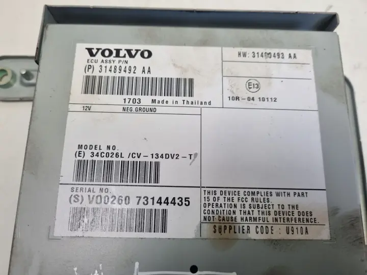 Volvo VOLVO V60 I S60 II V40 II WZMACNIACZ RADIA 31489492AA