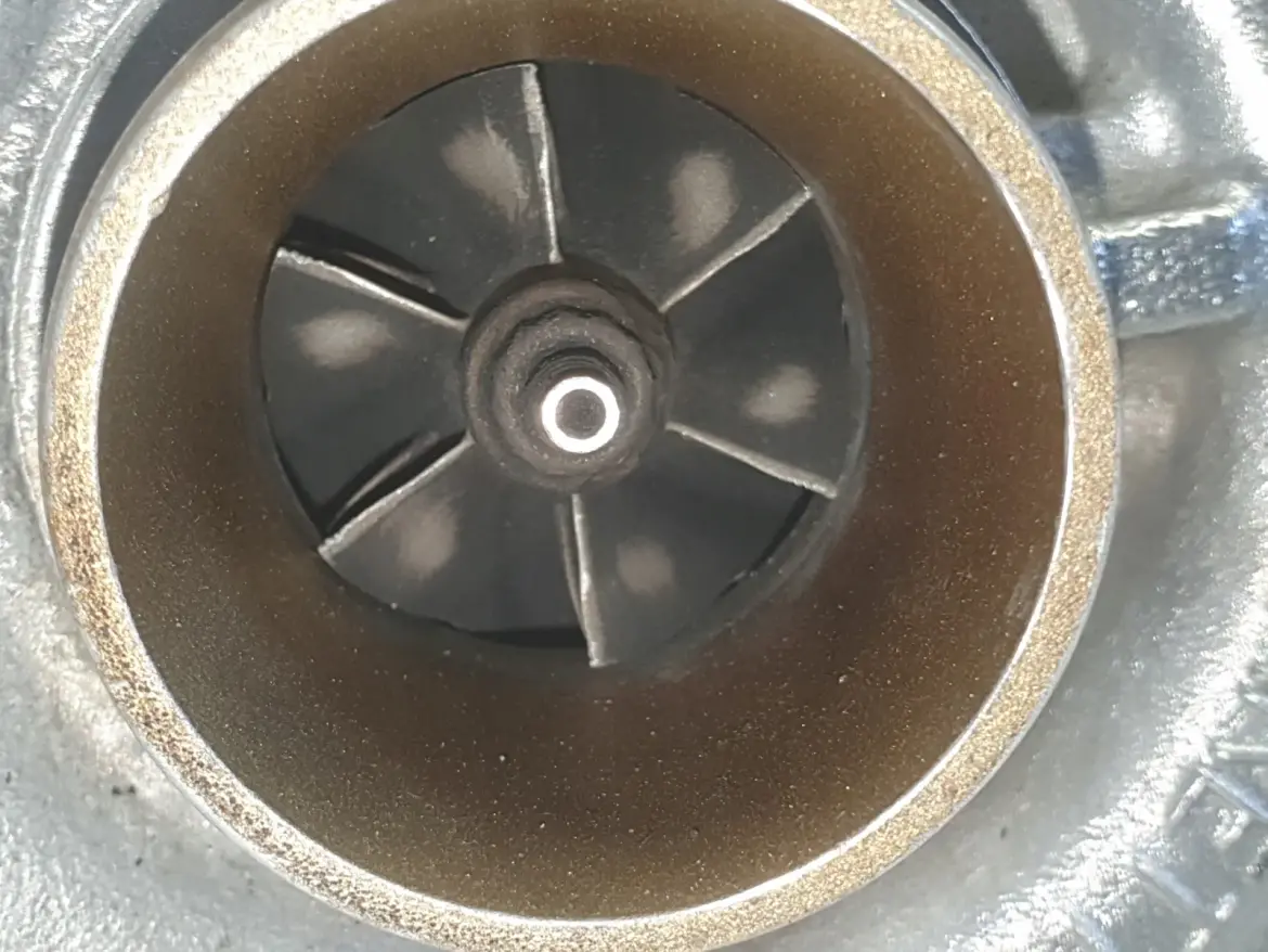 Renault Megane II 1.9 DCI TURBOSPRĘŻARKA 8200332125