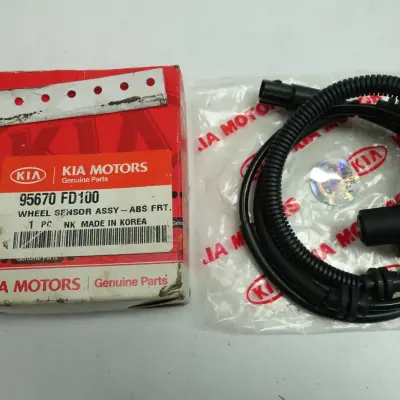 Kia Rio CZUJNIK ABS 95670-FD100 PRAWY PRZÓD