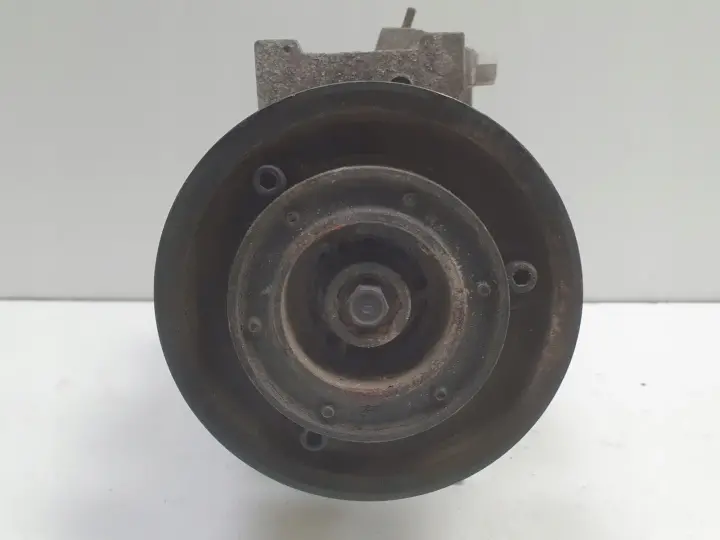 31233cd26b9ed067478e610fd56e9e66