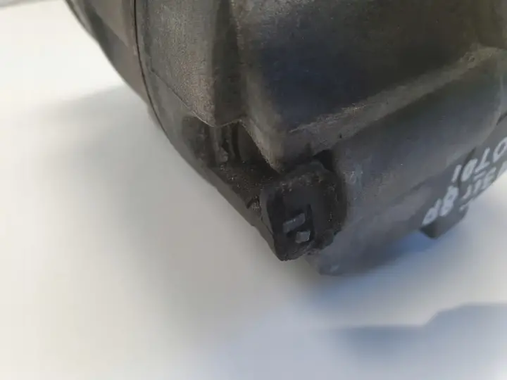 83640389cf567d47e05e206863b2cf23