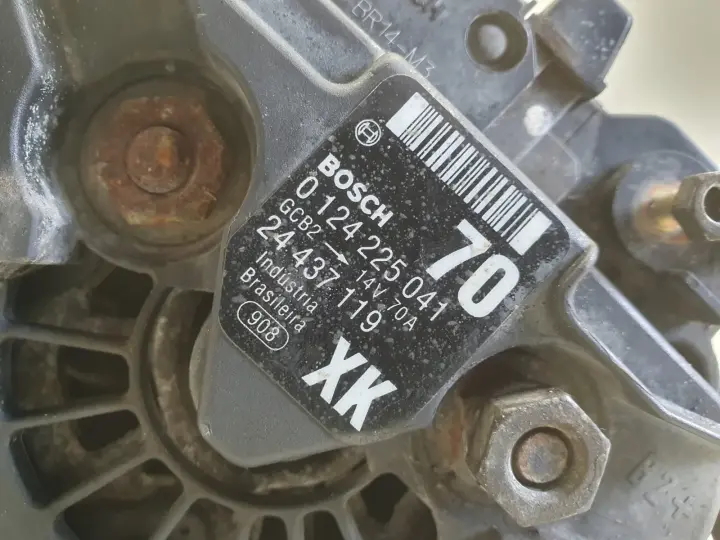 Opel Corsa C 1.2 16V ALTERNATOR bosch 0124225041 70A