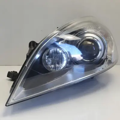 Volvo V60 S60 II 10-13r PRZEDNIA LAMPA LEWA lewy przód XENON 31299990