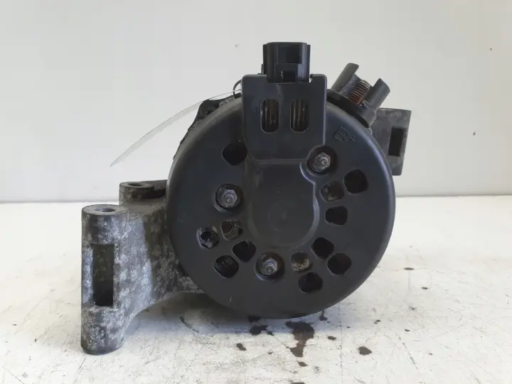 Ford C-Max Focus mk2 1.8 16V ALTERNATOR 30667069 3M5T-10300-LC