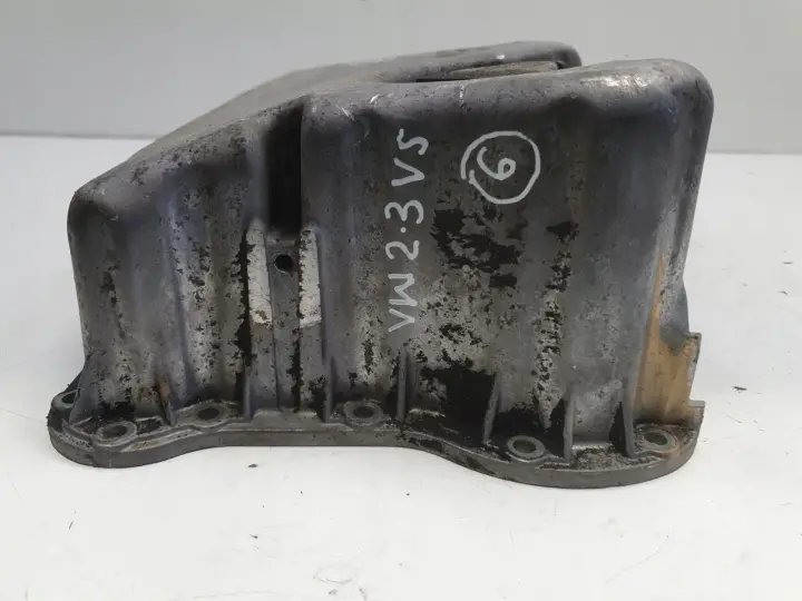 VW Golf IV 2.3 V5 MISKA OLEJOWA oleju 066103603M