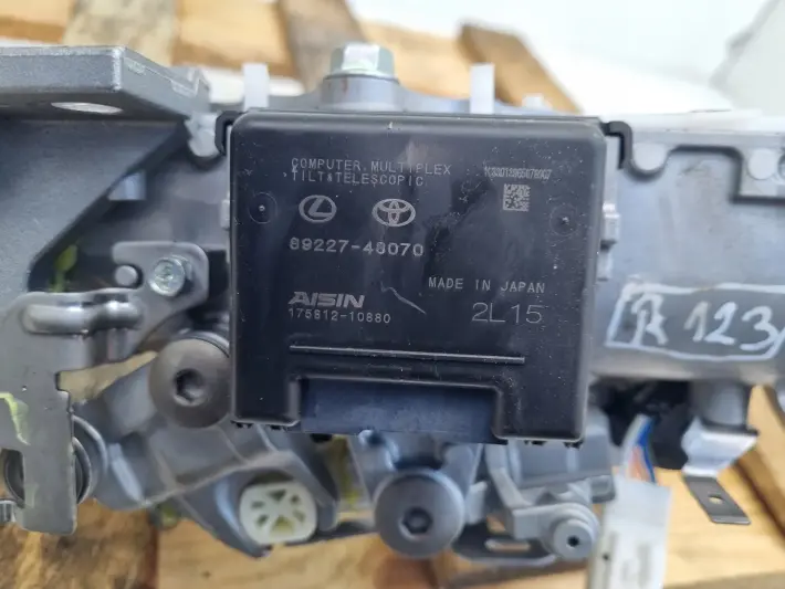 Lexus ES VII ELEKTRYCZNA KOLUMNA KIEROWNICZA 89227-48070