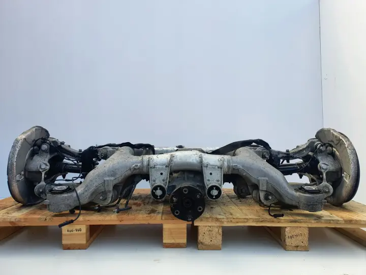 BMW F01 4.4 BI TURBO 750 TYLNE ZAWIESZENIE KOMPLET