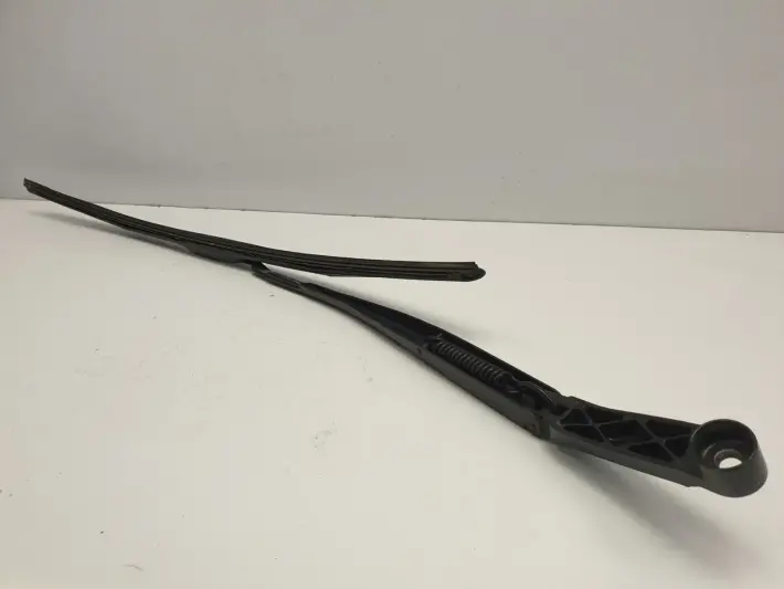 Toyota Land Cruiser 150 PRAWA RAMIE WYCIERACZKI