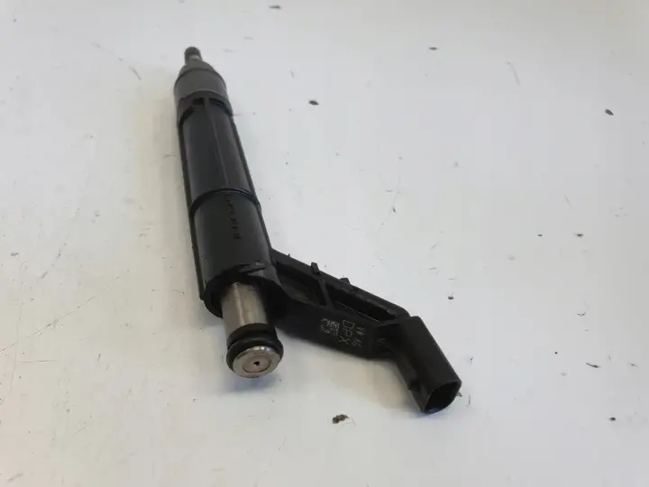 Audi A6 C8 3.0 TFSI WTRYSKIWACZ 06M906036T