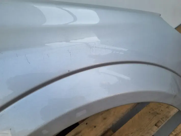Opel Astra III H HTB sedan kombi 04-09r PRZEDNI BŁOTNIK PRAWY pasażera Z2UA