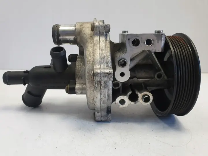 Ford Transit MK6 2.4 TDDI POMPA WODY YC1Q-8A544-AC