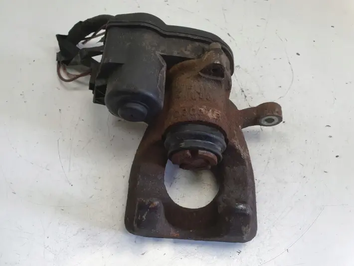 Renault Kadjar TYLNY ZACISK HAMULCOWY prawy tył PASAŻERA