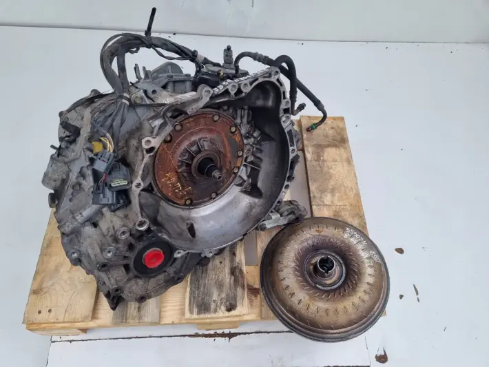 Volvo V70 II 2.4 D5 DIESEL AUTOMATYCZNA SKRZYNIA BIEGÓW 8667365 55-50SN