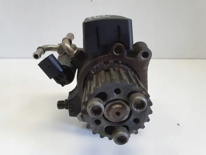 VW Polo V 1.6 TDI POMPA WTRYSKOWA PALIWA 03L130755E
