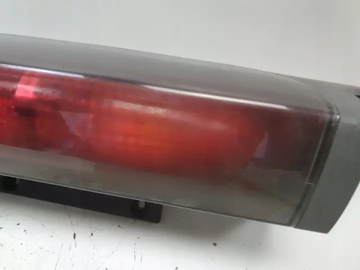 Renault Trafic II Vivaro A Primastar TYLNA LAMPA PRAWA prawy tył pasażera
