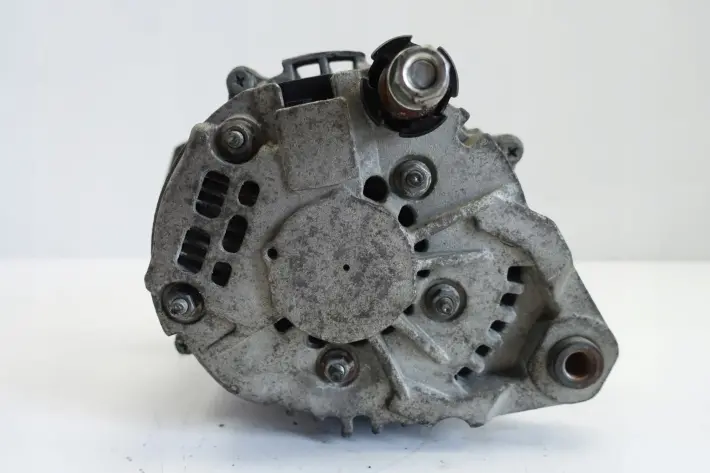 Isuzu NQR 5.2 D Diesel ALTERNATOR