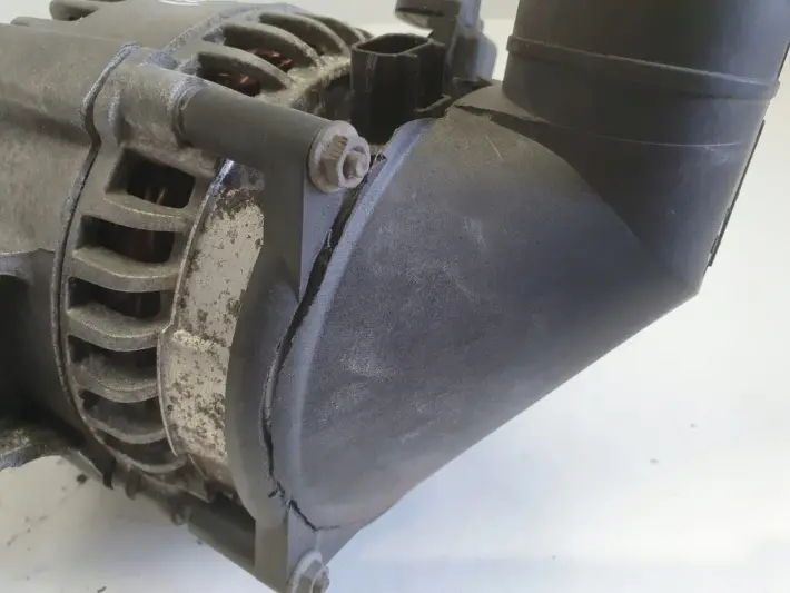 Ford Mondeo MK3 2.0 16V ALTERNATOR