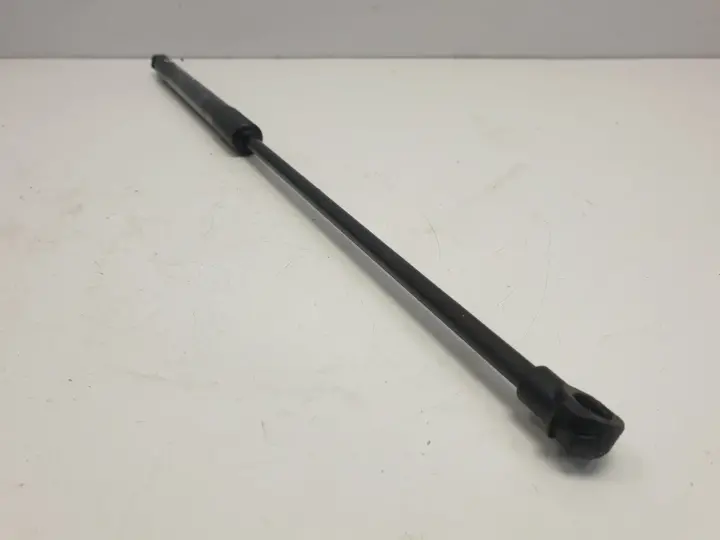 Toyota Land Cruiser 150 TELESKOP MASKI Siłownik