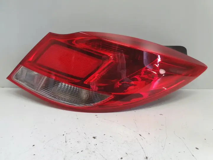 Opel Insignia A HB TYLNA LAMPA PRAWA prawy tył pasażera anglik