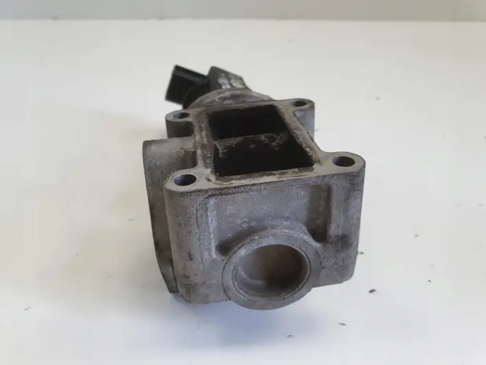 Opel Vectra C 1.9 CDTI ZAWÓR EGR 55215031