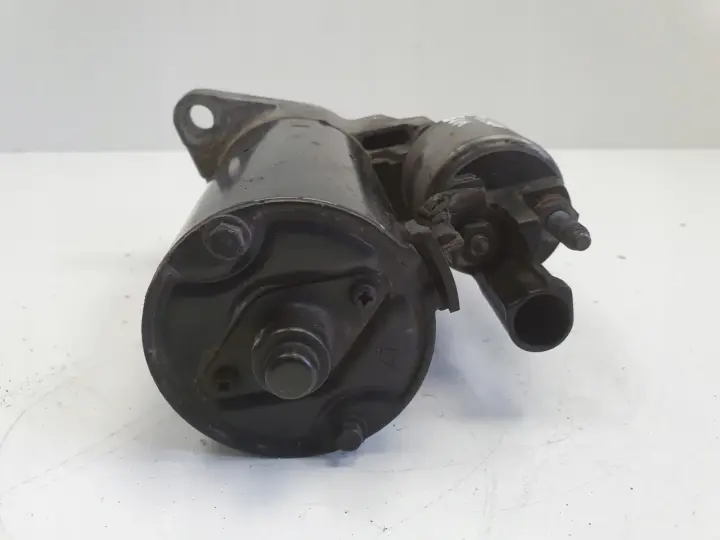 VW Golf V 2.0 SDI ROZRUSZNIK Bosch 0001123018