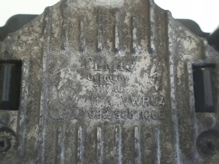 Audi A3 8L 1.6 8V CEWKA ZAPŁONOWA 032905106B