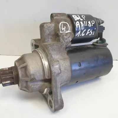 Audi A3 II 8P 1.6 FSI ROZRUSZNIK 0001121402