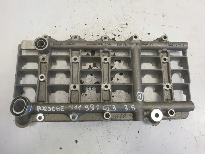 Porsche 911 991 GT3 3.8 SEPARATOR OLEJU Podstawa pompy oleju 9A110703991