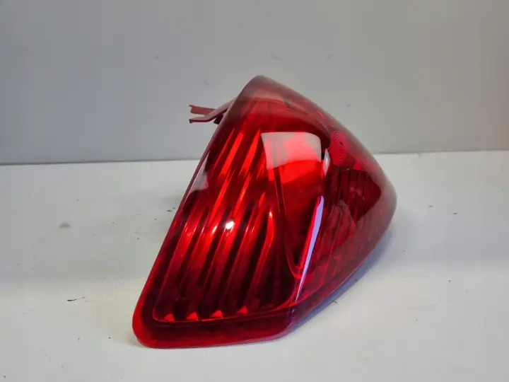 Opel Corsa D HTB 3D 06-11r TYLNIA TYLNA LAMPA LEWA lewy tył EUROPA 13211840