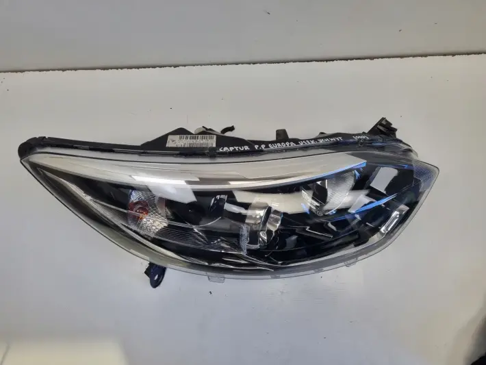 Renault Captur I 13-19r PRZEDNIA LAMPA PRAWA PRAWY PRZÓD europa 260100947R