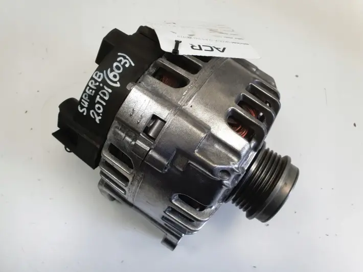Skoda Superb I 2.0 TDI BSS ALTERNATOR Valeo 028903031A 120A