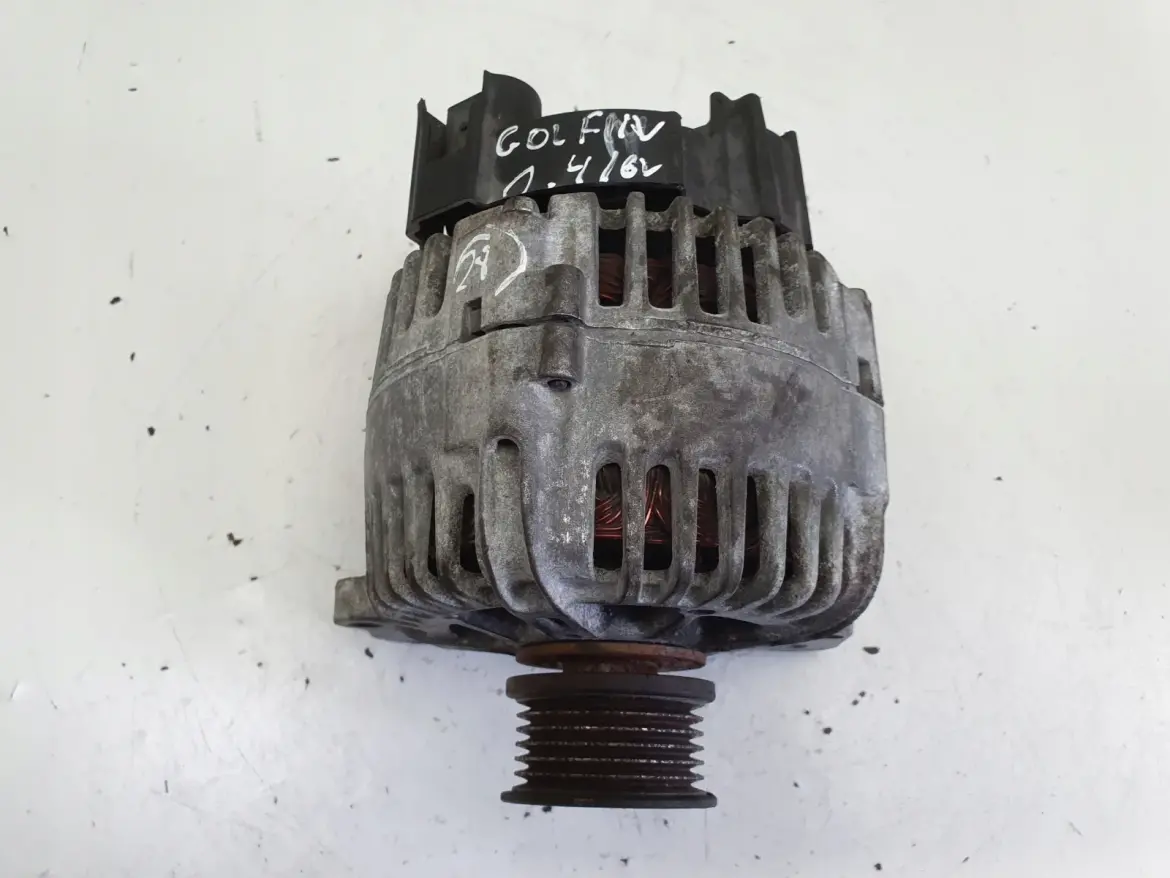 VW Golf IV 1.4 16V ALTERNATOR valeo 036903024H 110A