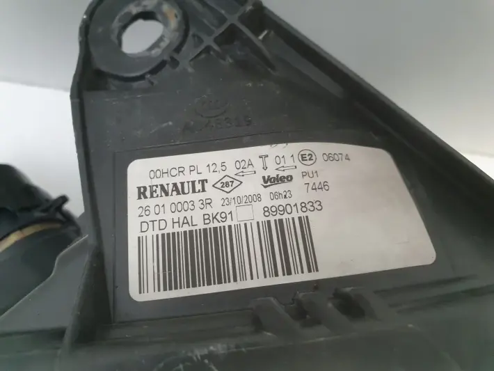 Renault Laguna III 07-10r PRZEDNIA LAMPA PRAWA prawy przód 260100033R