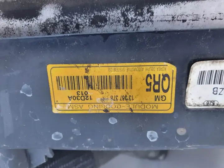 Cruze J305 2.0 D CHŁODNICA WODY WENTYLATOR Automat