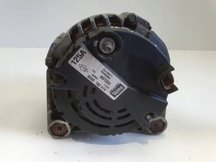 Renault Laguna II 1.9 DCI ALTERNATOR 8200162474 valeo 125A
