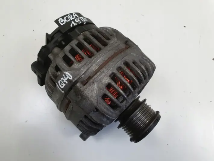 Audi A3 8L Golf IV Seat Leon 1.9 TDI ALTERNATOR 028903028E 120A